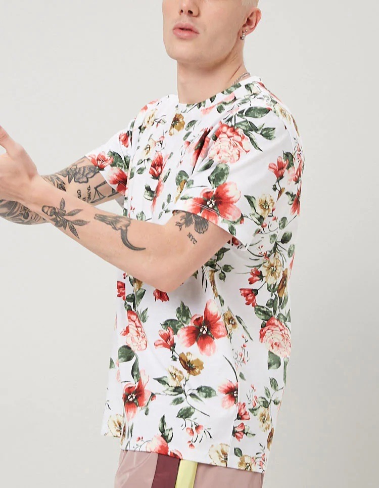 FOREVER21 Men's White Floral Print Tee - Image 2