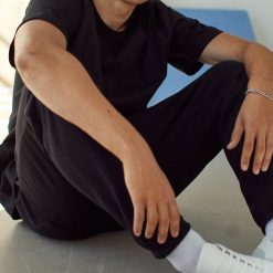 Alternative view of H&M Men's Black Oversized Cotton T-shirt