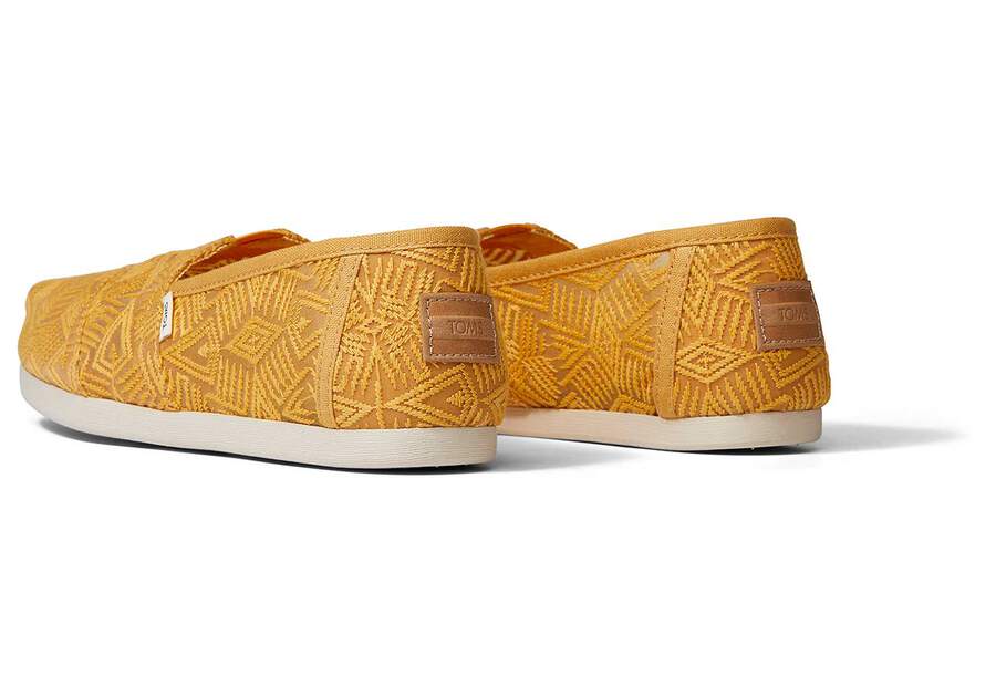TOMS Women's Golden Yellow Geo Lace Slip-ons - Image 3